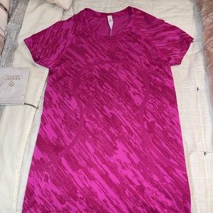 Lululemon short sleeve top
